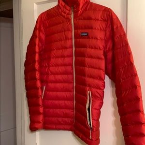 Men’s puffy Patagonia jacket
